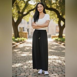 Seven7 Casual Black Maxi Skirt with Working Drawstring